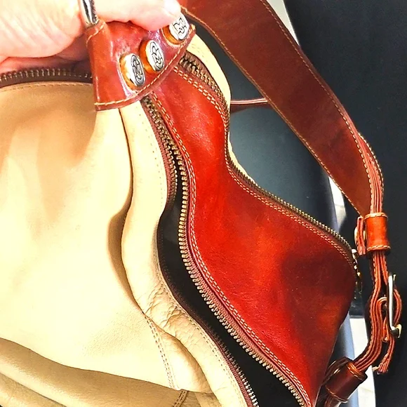 Marino Orlandi Brown and Tan Leather  Shoulder Bag Made In Italy. - Picture 13 of 14